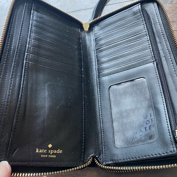 Kate Spade Staci Large black leather wristlet - Picture 10 of 12